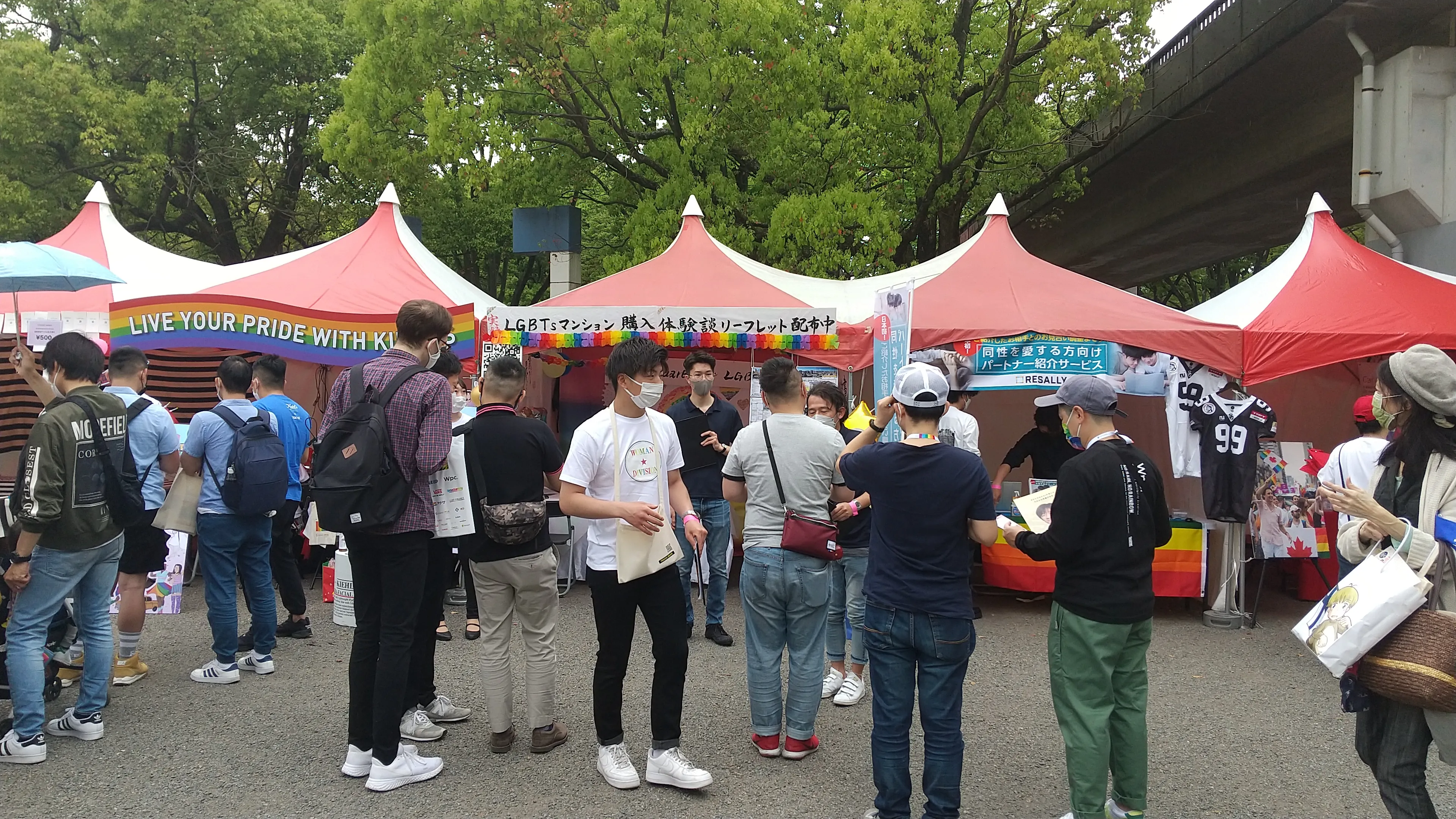 東京レインボープライド2022の会場風景