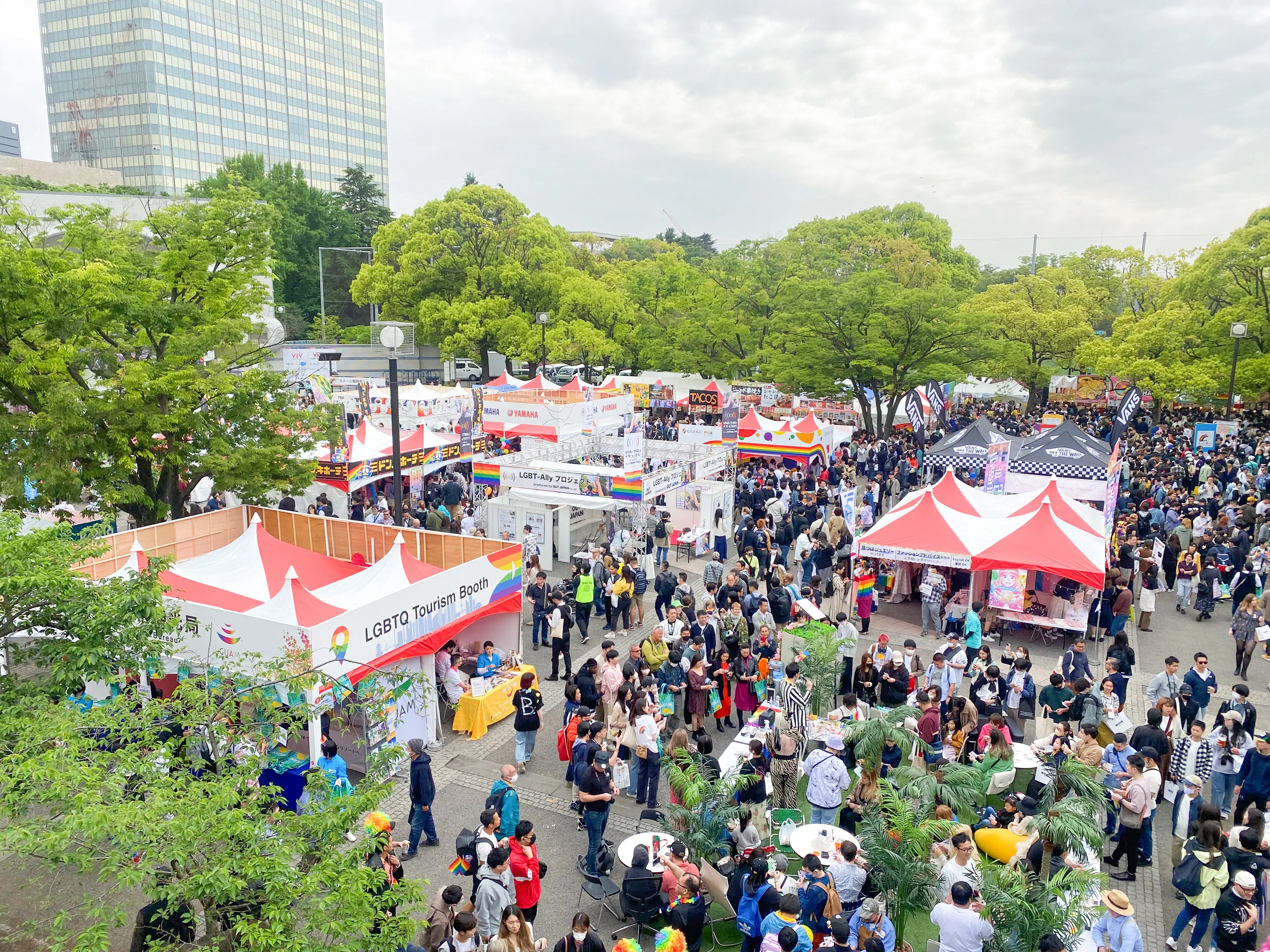 東京レインボープライド2023の会場風景